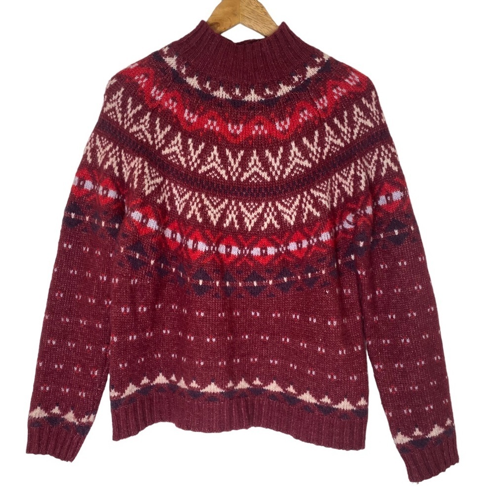 American Eagle Outfitters Red and White Patterned Sweater